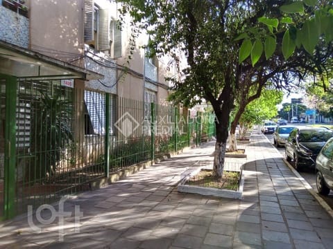 Image 29 - 230356